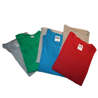 7 Unisex Basic T-shirts - 2,50 PS